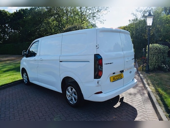 Used Ford Transit Custom 2024 for sale - 79396405: Photo