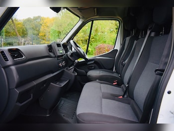 Used Renault Master 2022 for sale - 75858255: Photo