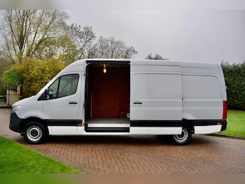 Used Mercedes-Benz Sprinter 2023 for sale - 78622347: Photo