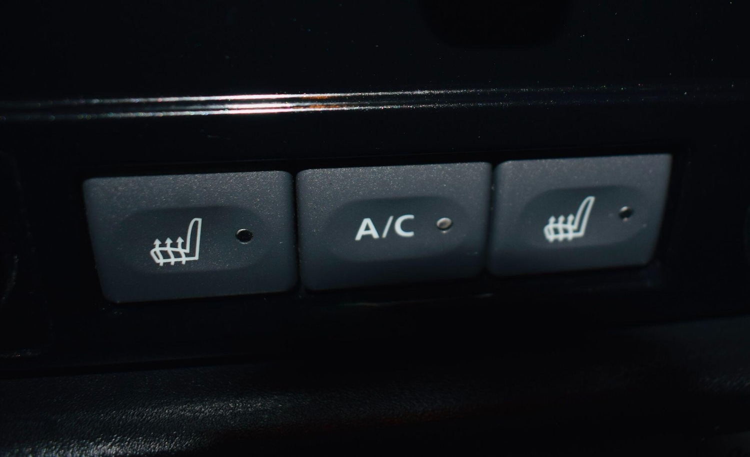 Used Land Rover Defender 90 2016 for sale - 76644978: Photo 14