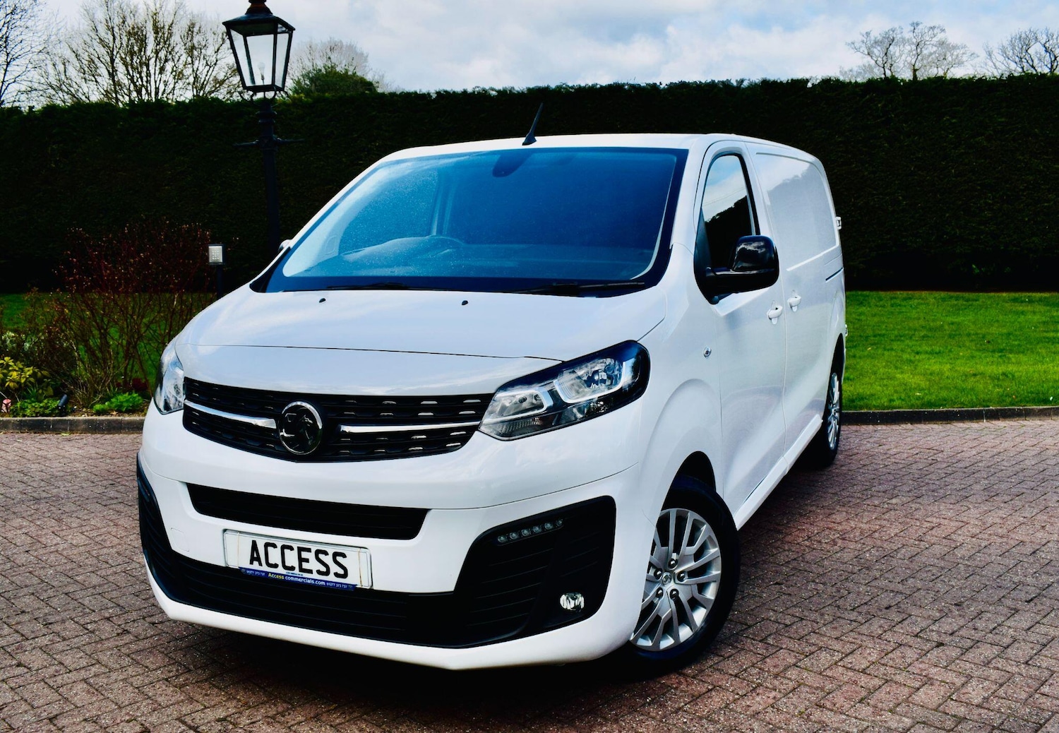 Used Vauxhall Vivaro 2023 for sale - 78072477: Photo 1