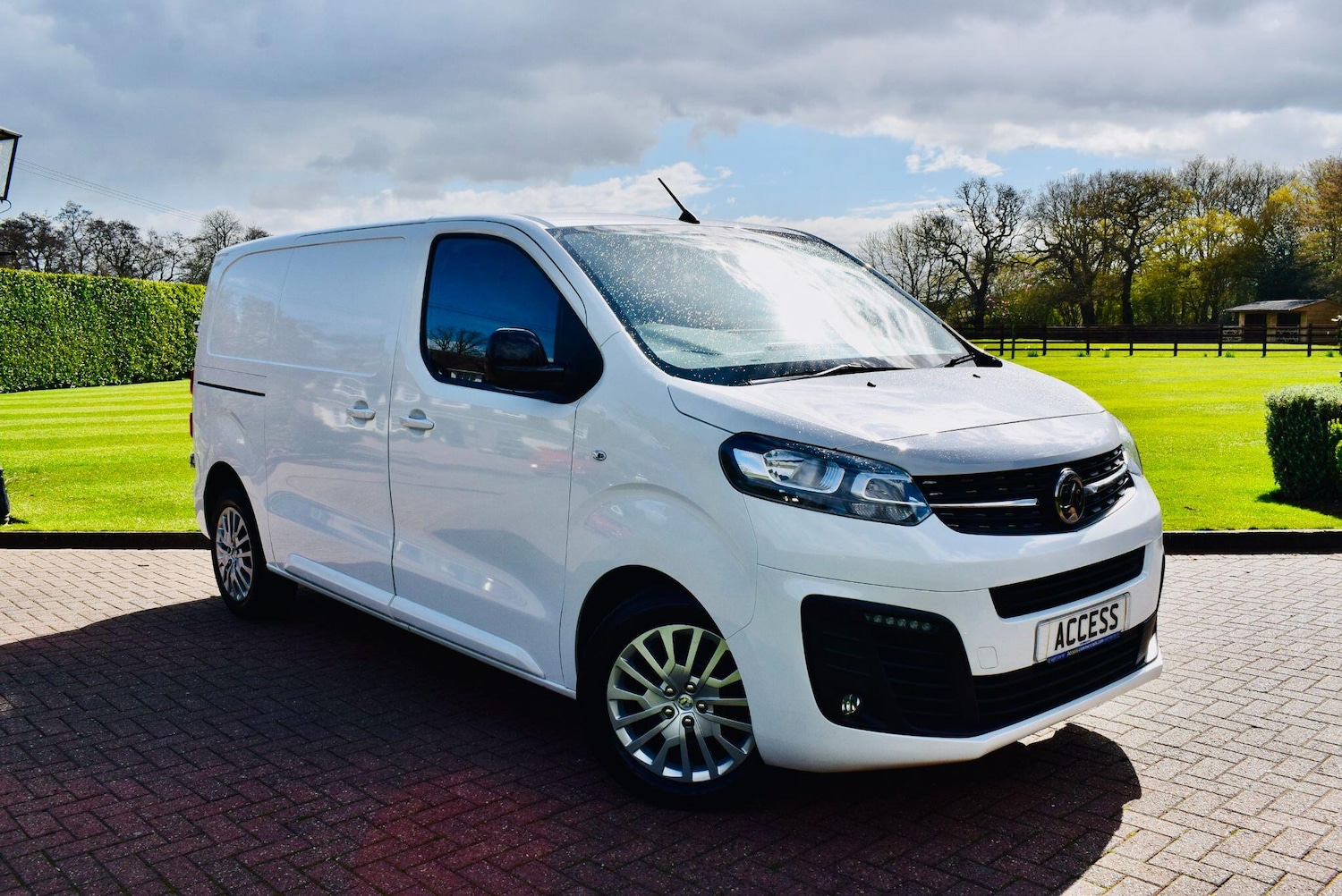 Used Vauxhall Vivaro 2023 for sale - 78072477: Photo 11
