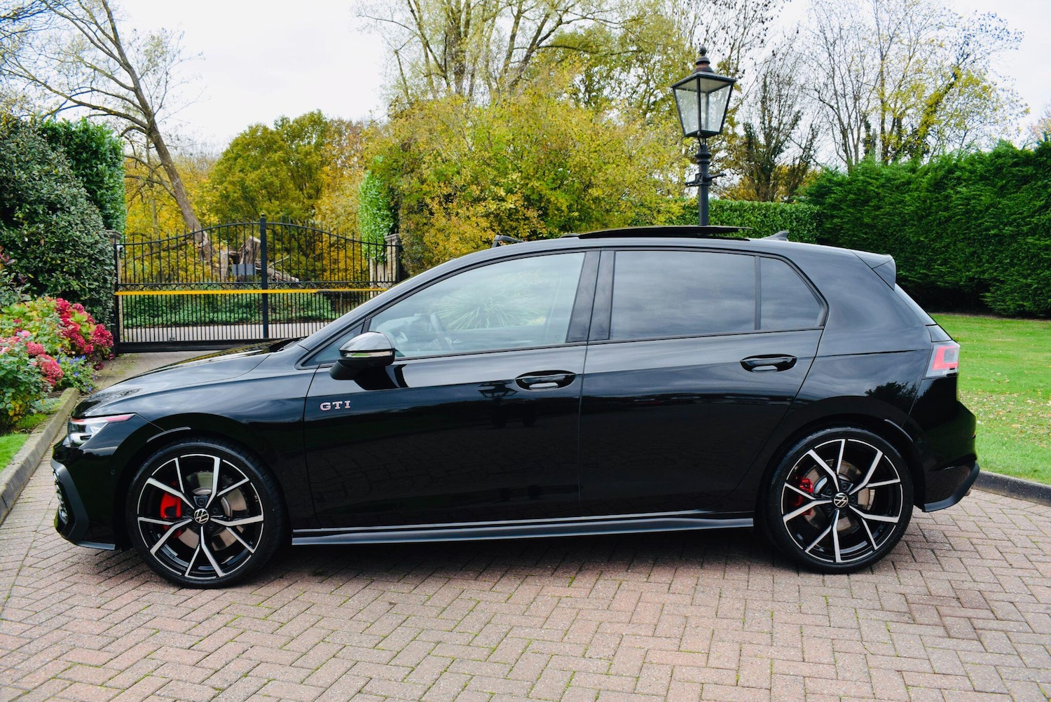 Used Volkswagen Golf 2025 for sale - 76485462: Photo 3