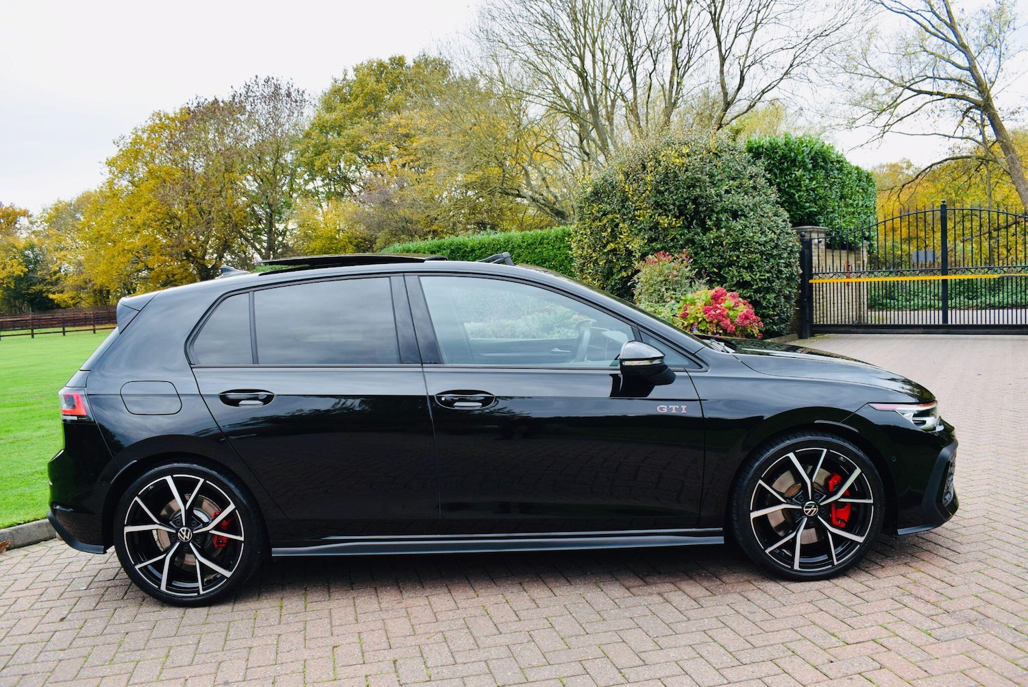 Used Volkswagen Golf 2025 for sale - 76485462: Photo 9