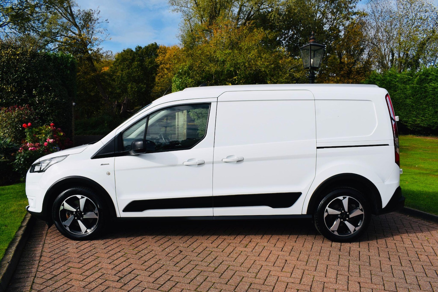 Used Ford Transit Connect 2022 for sale - 76989488: Photo 2