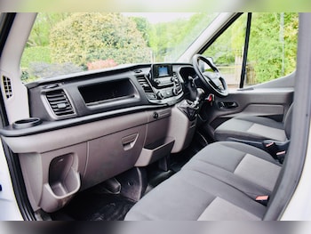 Used Ford Transit 2024 for sale - 78492117: Photo