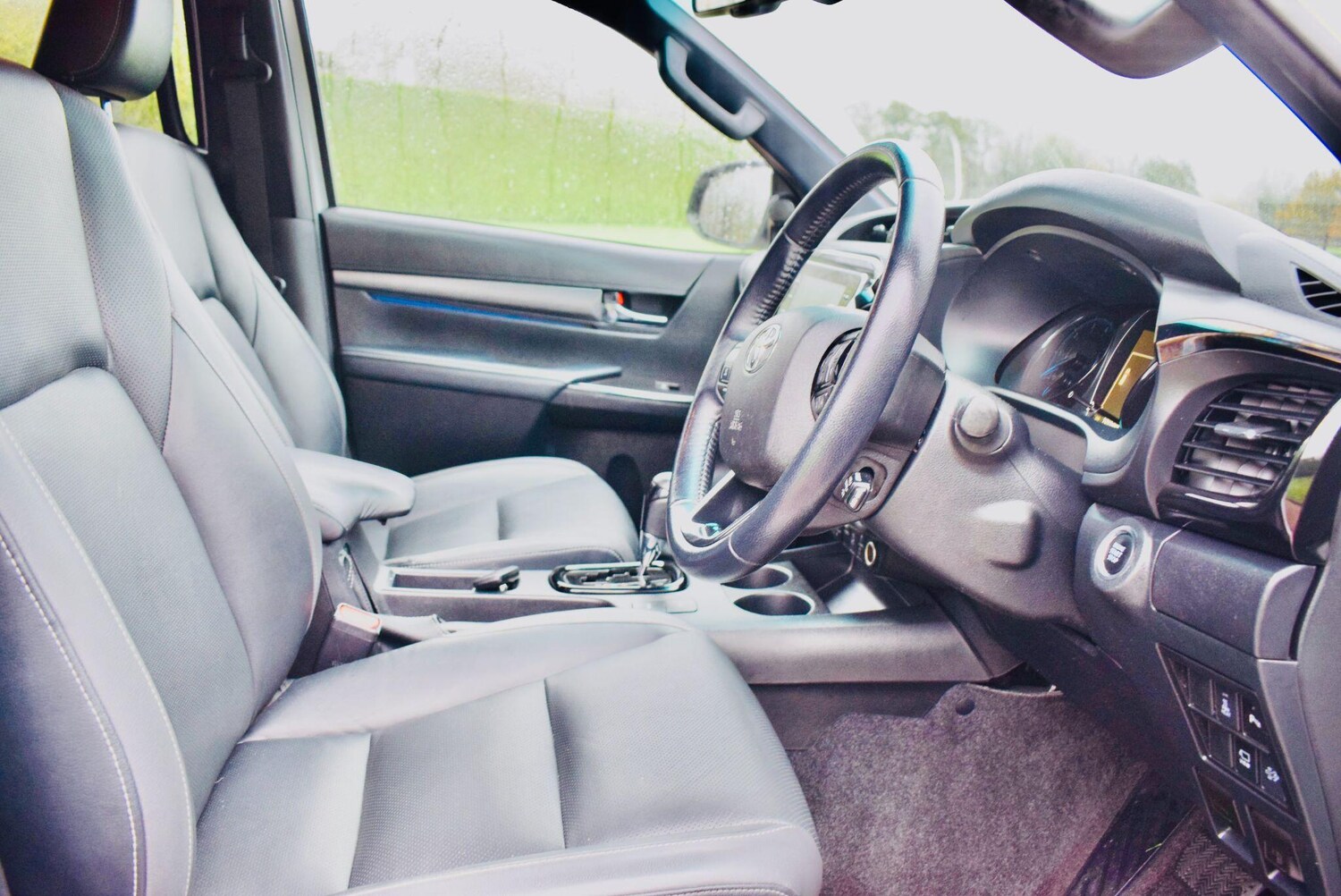 Used Toyota Hilux 2022 for sale - 76606854: Photo 11