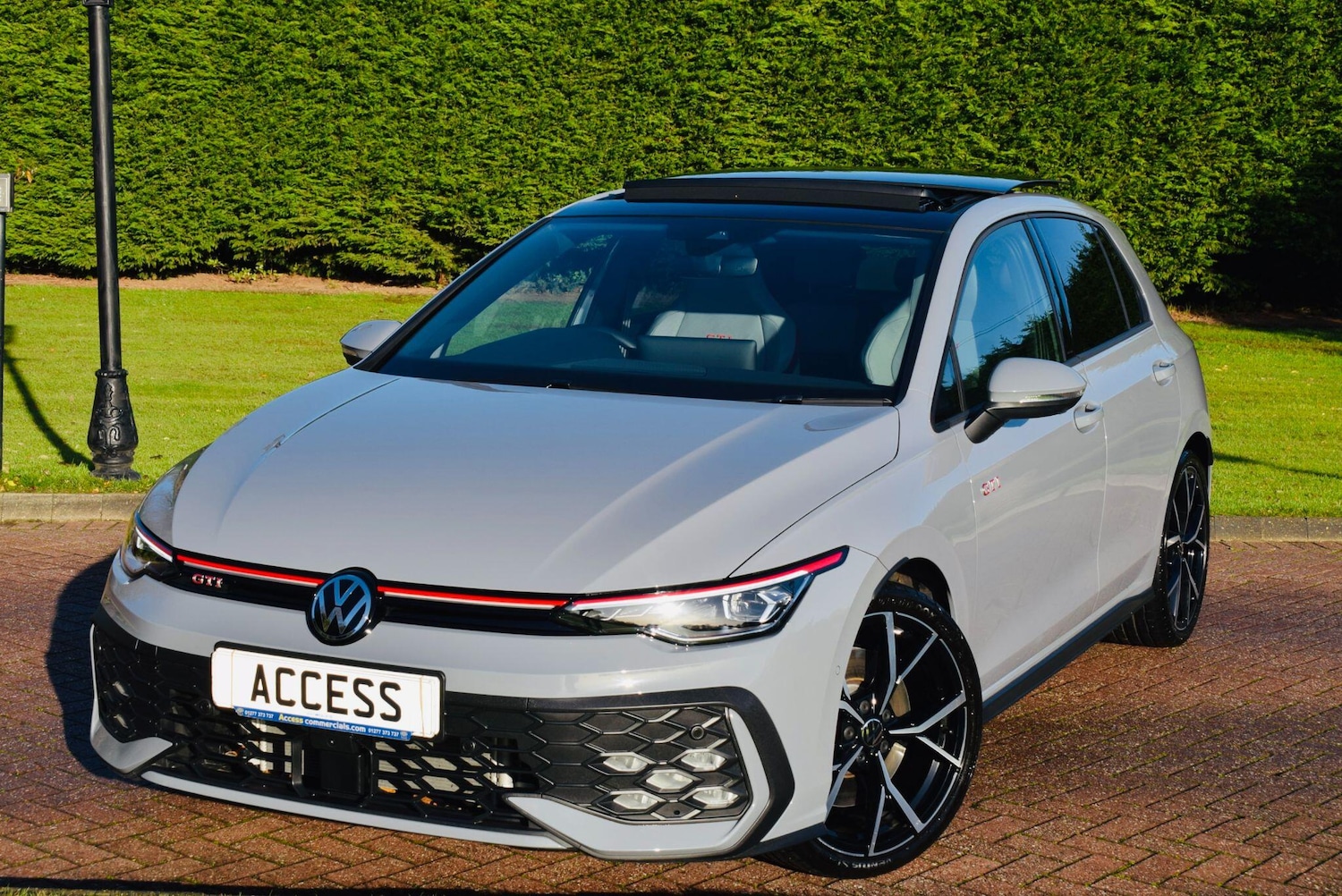 Used Volkswagen Golf 2025 for sale - 76781698: Photo 1