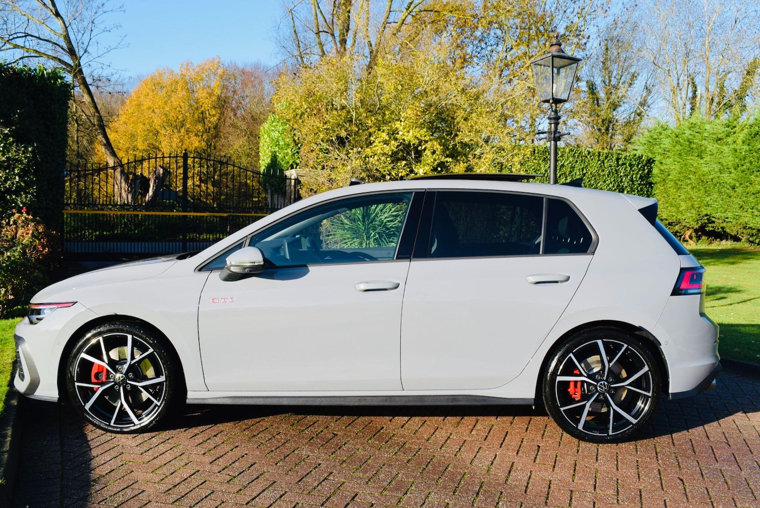 Used Volkswagen Golf 2025 for sale - 76781698: Photo 2