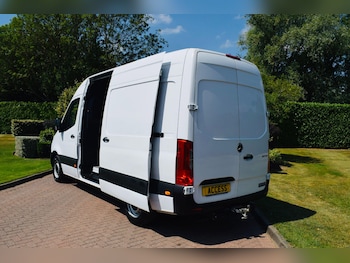 Used Mercedes-Benz Sprinter 2023 for sale - 79248251: Photo