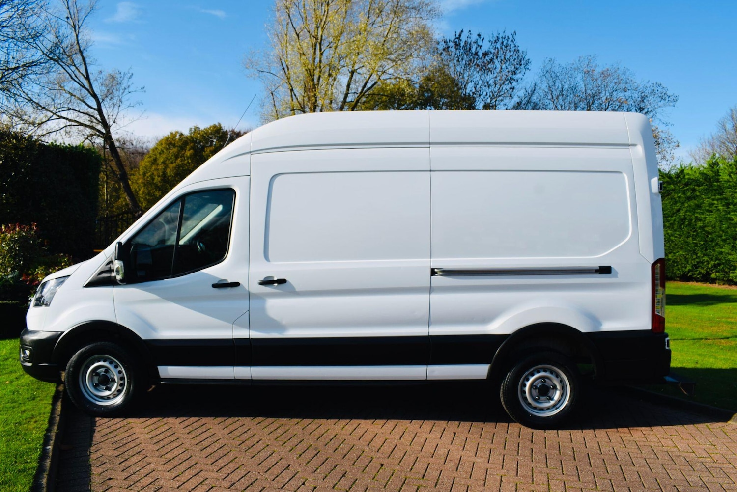 Used Ford Transit 2022 for sale - 76997262: Photo 2