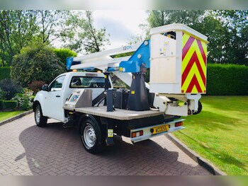 Used Isuzu D-Max 2020 for sale - 74121072: Photo