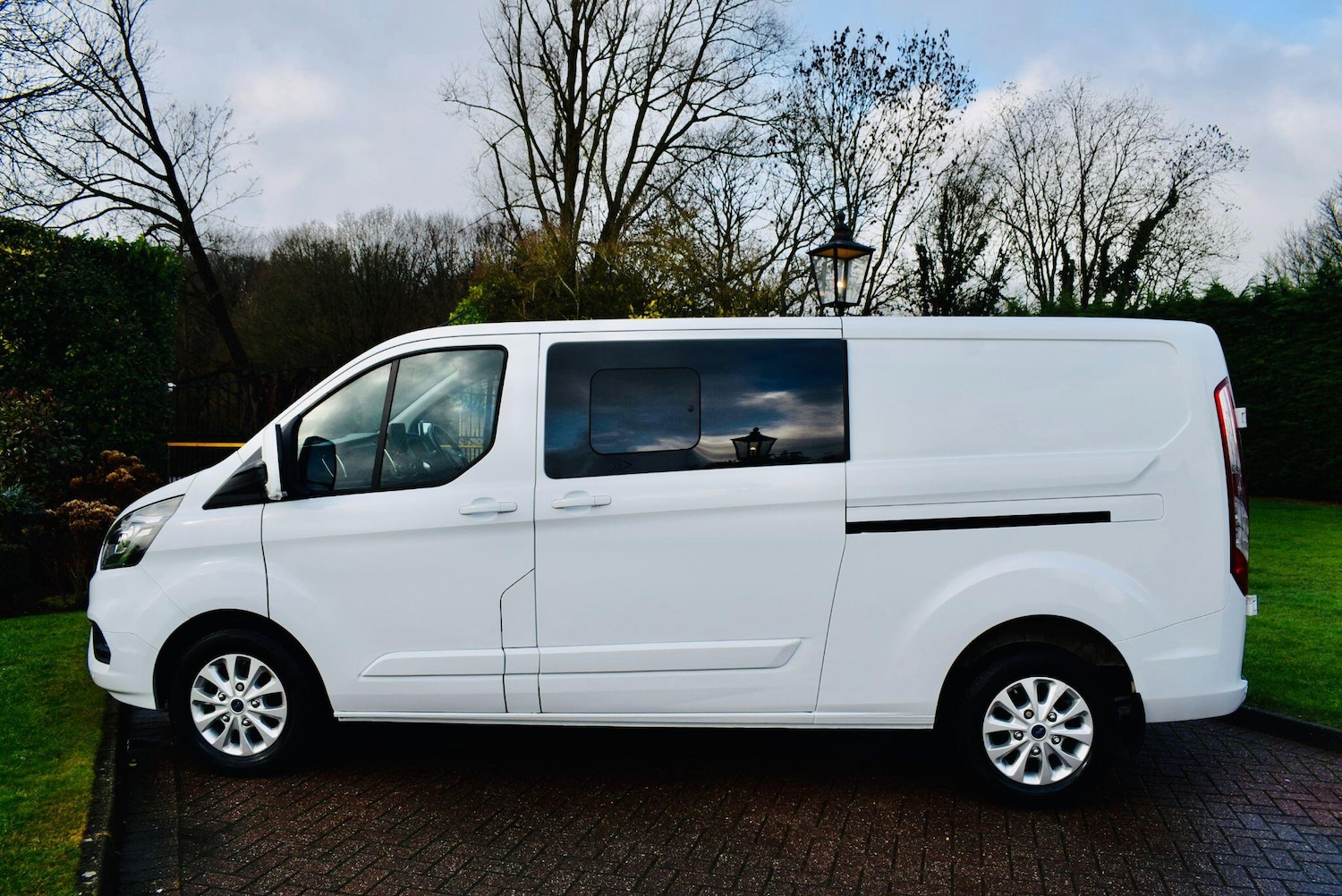 Used Ford Transit Custom 2023 for sale - 77425509: Photo 2