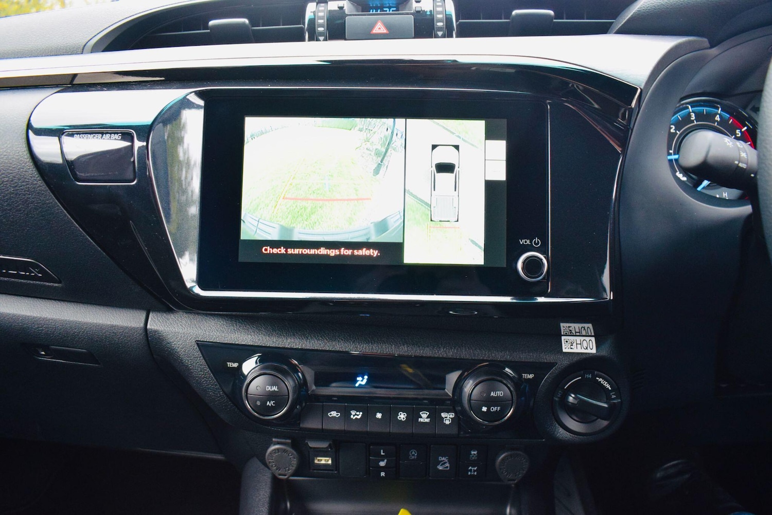 Used Toyota Hilux for sale - 77684354: Photo 13