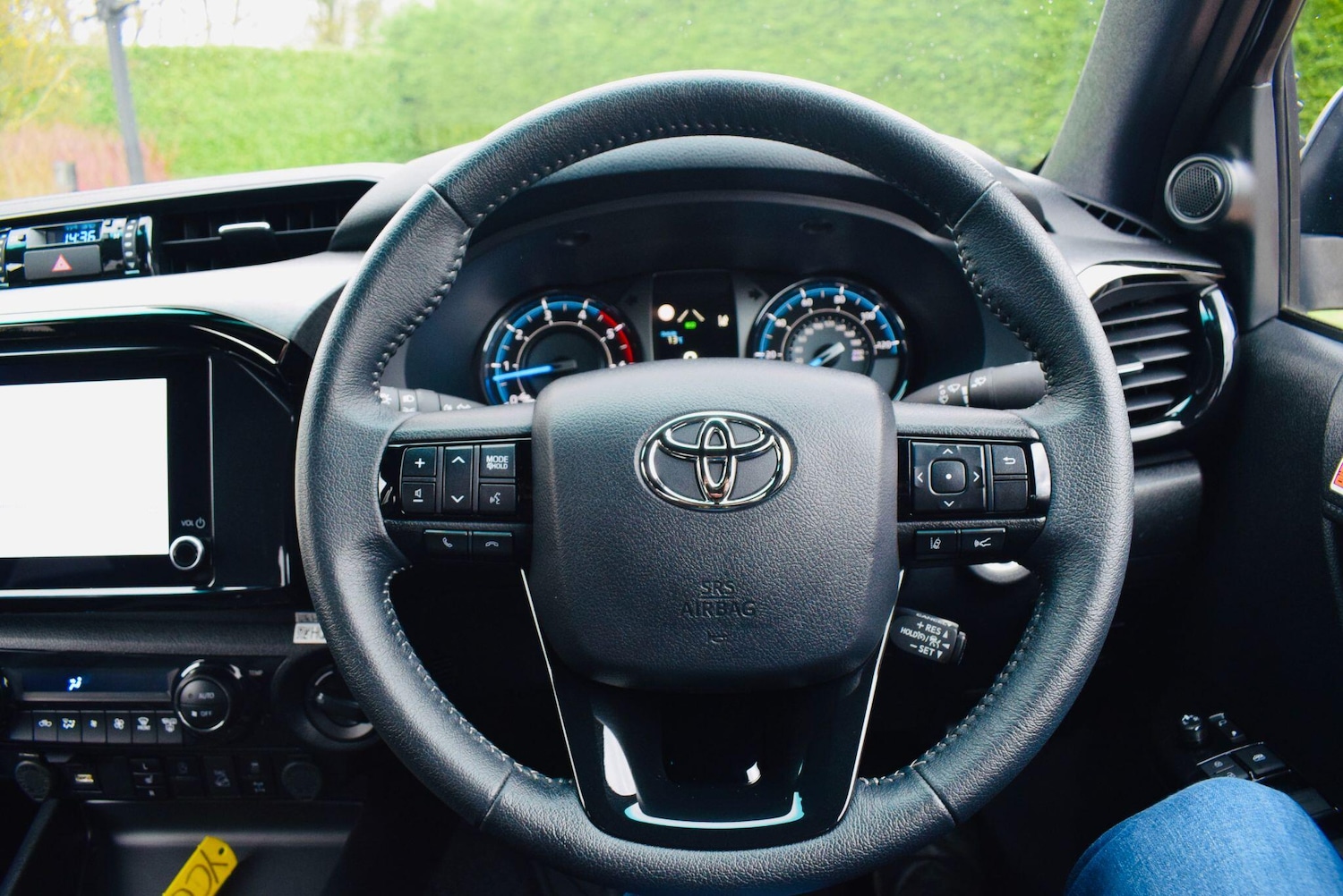 Used Toyota Hilux for sale - 77684354: Photo 14