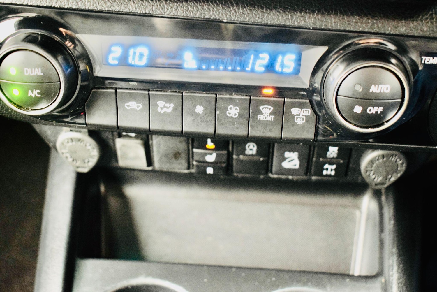 Used Toyota Hilux 2022 for sale - 76990562: Photo 15