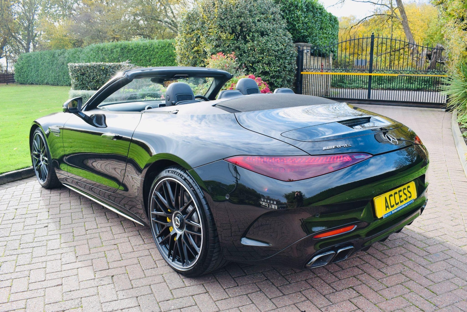 Used Mercedes-Benz SL 2024 for sale - 76472848: Photo 8