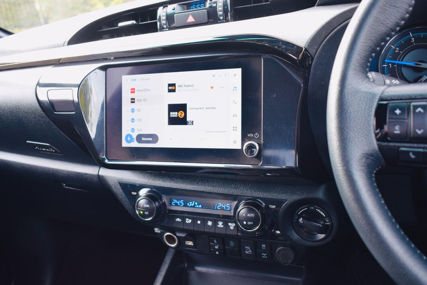 Used Toyota Hilux for sale - 78205000: Photo 14