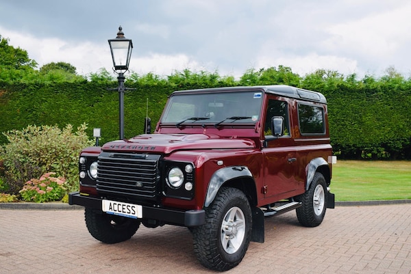 Used Land Rover Defender 90 2016 for sale - 72826708: Photo 1
