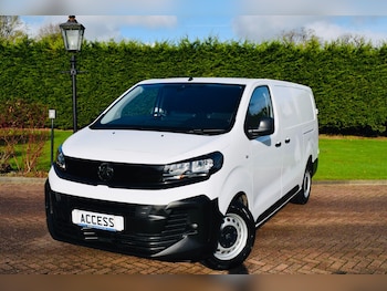 Vauxhall Vivaro feature image