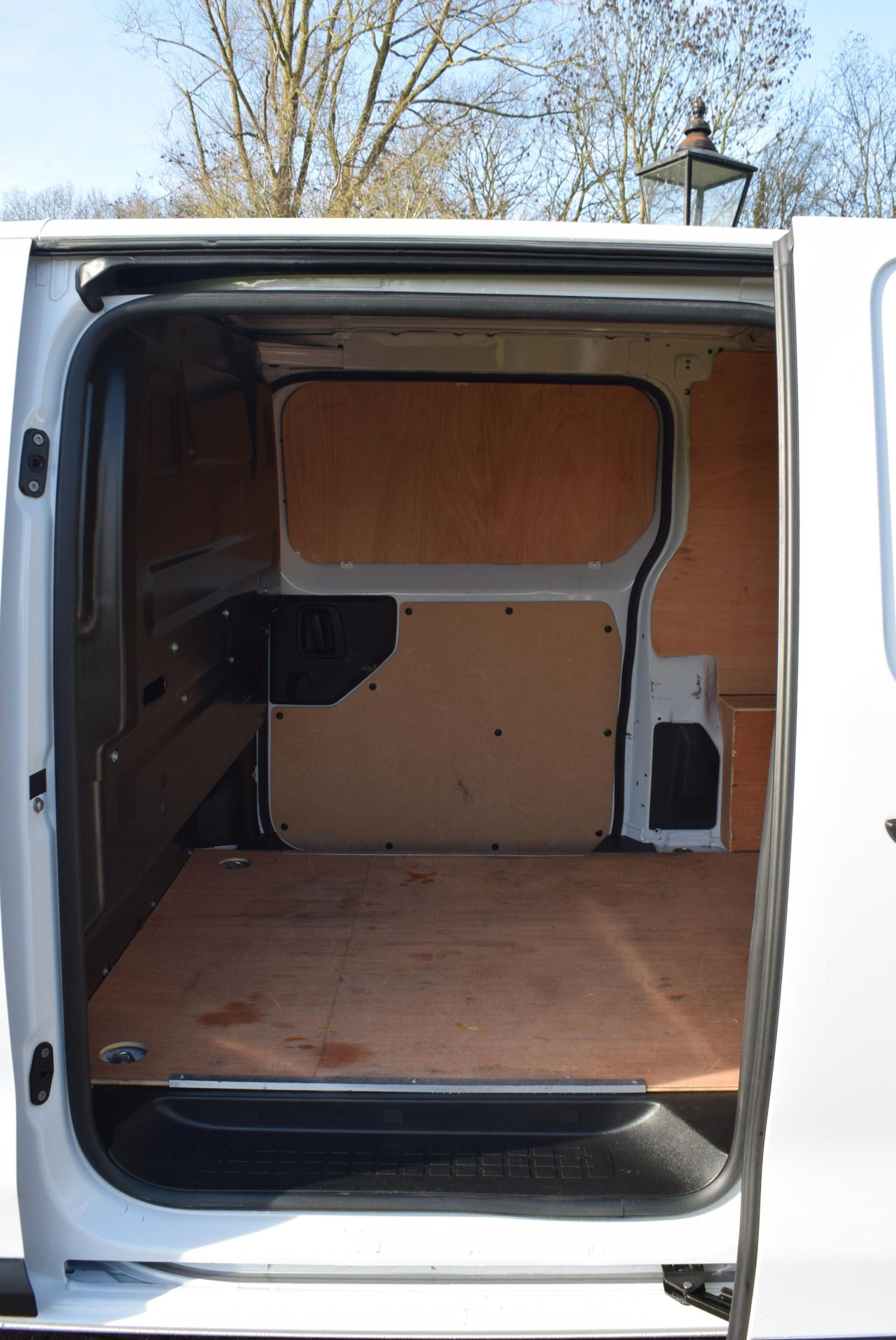Used Vauxhall Vivaro 2024 for sale - 77359224: Photo 3