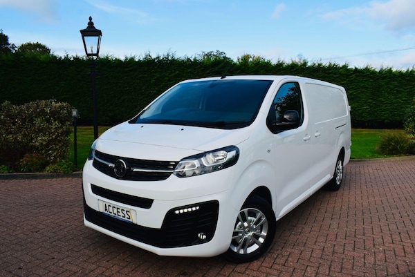 Used Vauxhall Vivaro 2022 for sale - 76175589: Photo 1