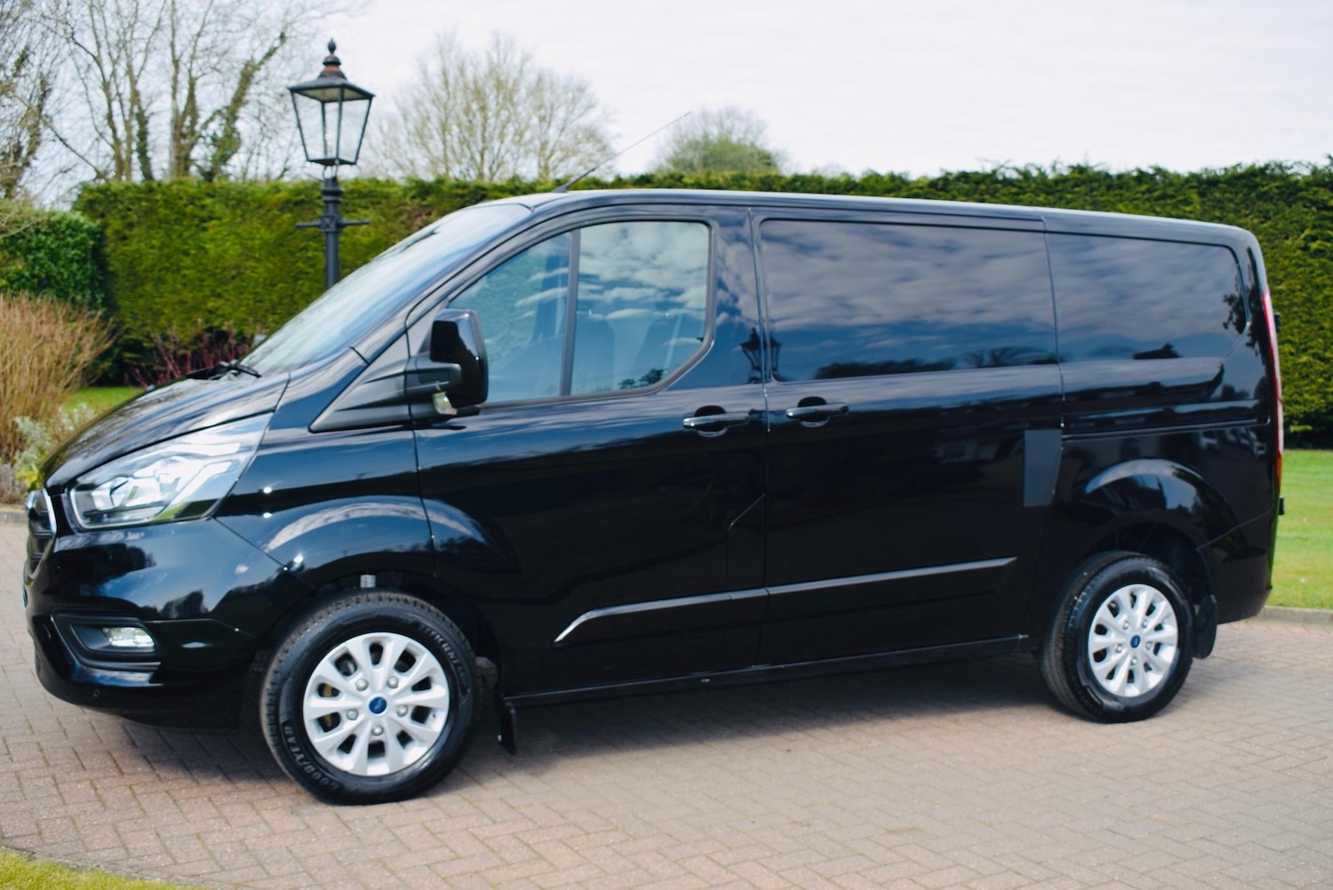 Used Ford Transit Custom 2023 for sale - 76996752: Photo 3