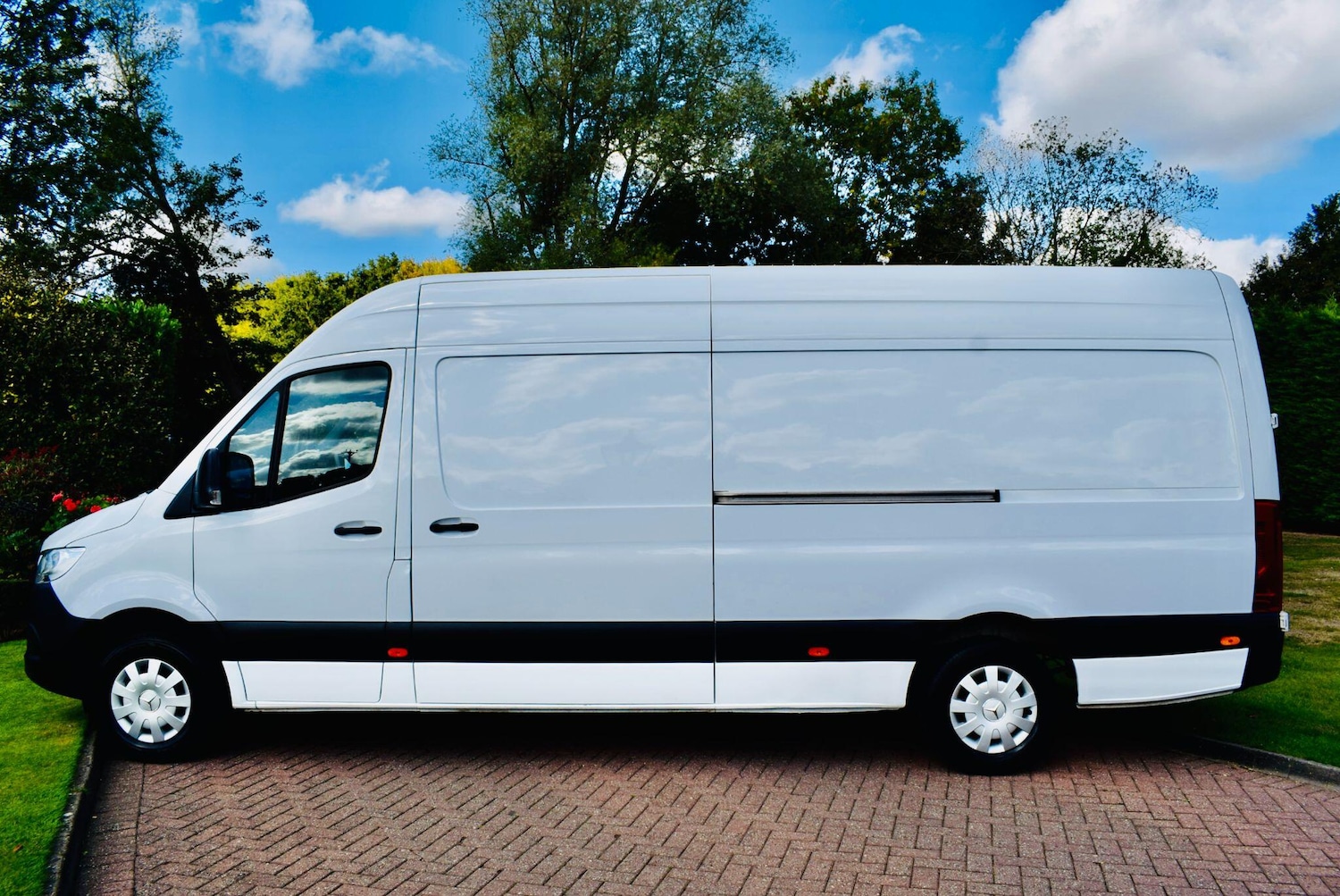 Used Mercedes-Benz Sprinter 2022 for sale - 76988307: Photo 2