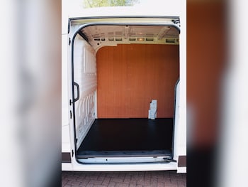 Used Maxus Deliver 9 2021 for sale - 75707393: Photo