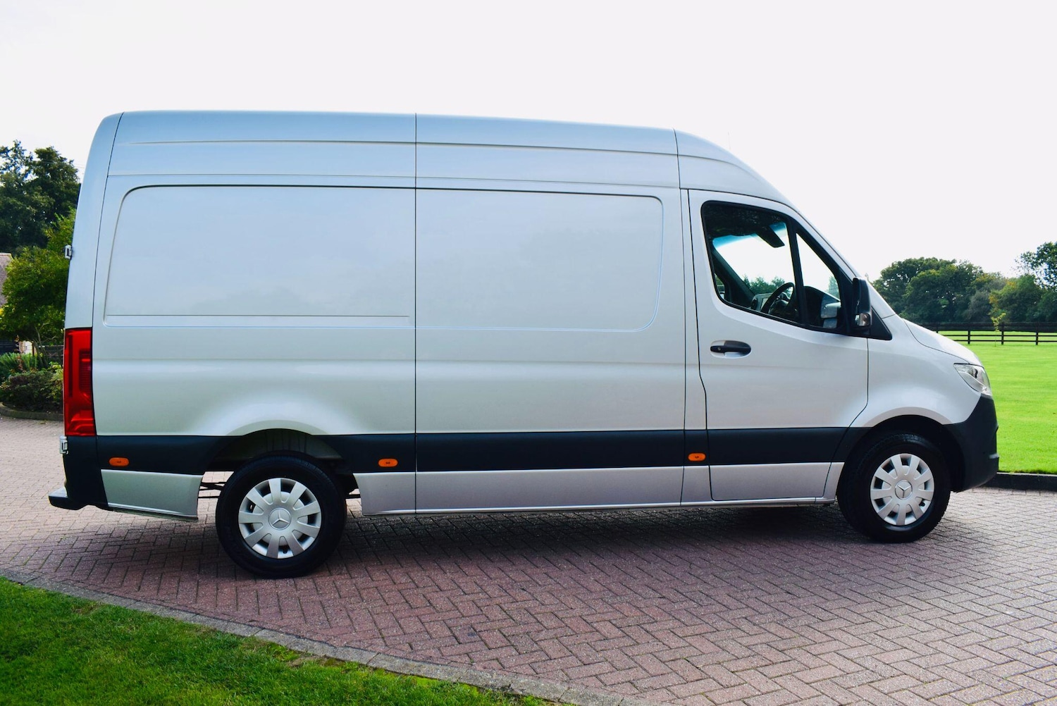 Used Mercedes-Benz Sprinter 2023 for sale - 76988594: Photo 9