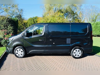 Used Renault Trafic 2023 for sale - 76371452: Photo