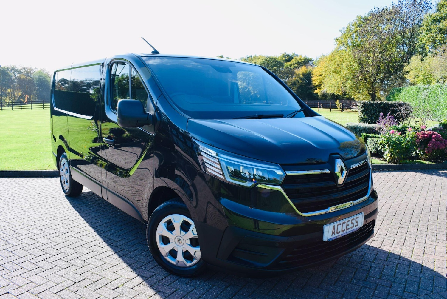 Used Renault Trafic 2023 for sale - 76371452: Photo 8