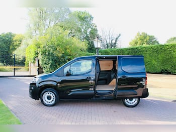 Used Citroen Berlingo 2024 for sale - 79634710: Photo