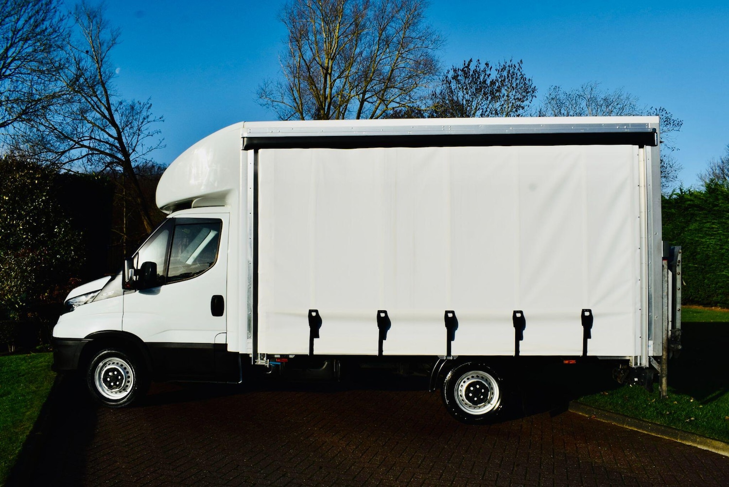 Used Iveco Daily 2021 for sale - 76899085: Photo 2