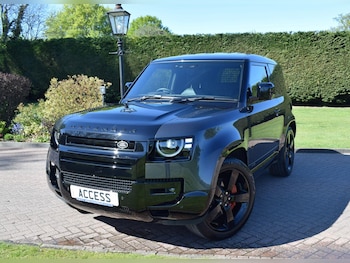 Used Land Rover Defender 2025 for sale - 78361984: Photo