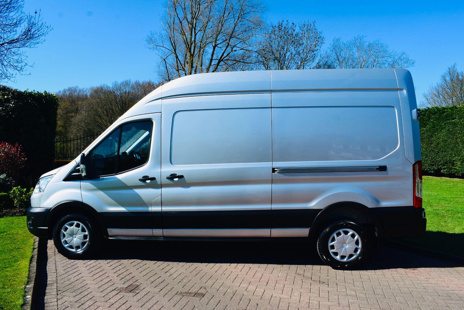 Used Ford Transit 2022 for sale - 77939351: Photo 2
