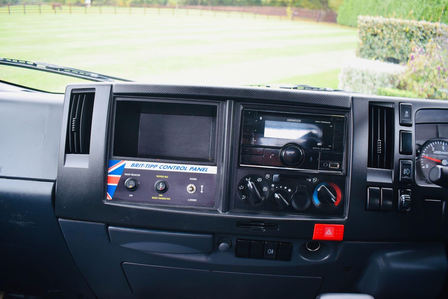 Used Isuzu Grafter 2022 for sale - 76326738: Photo 15