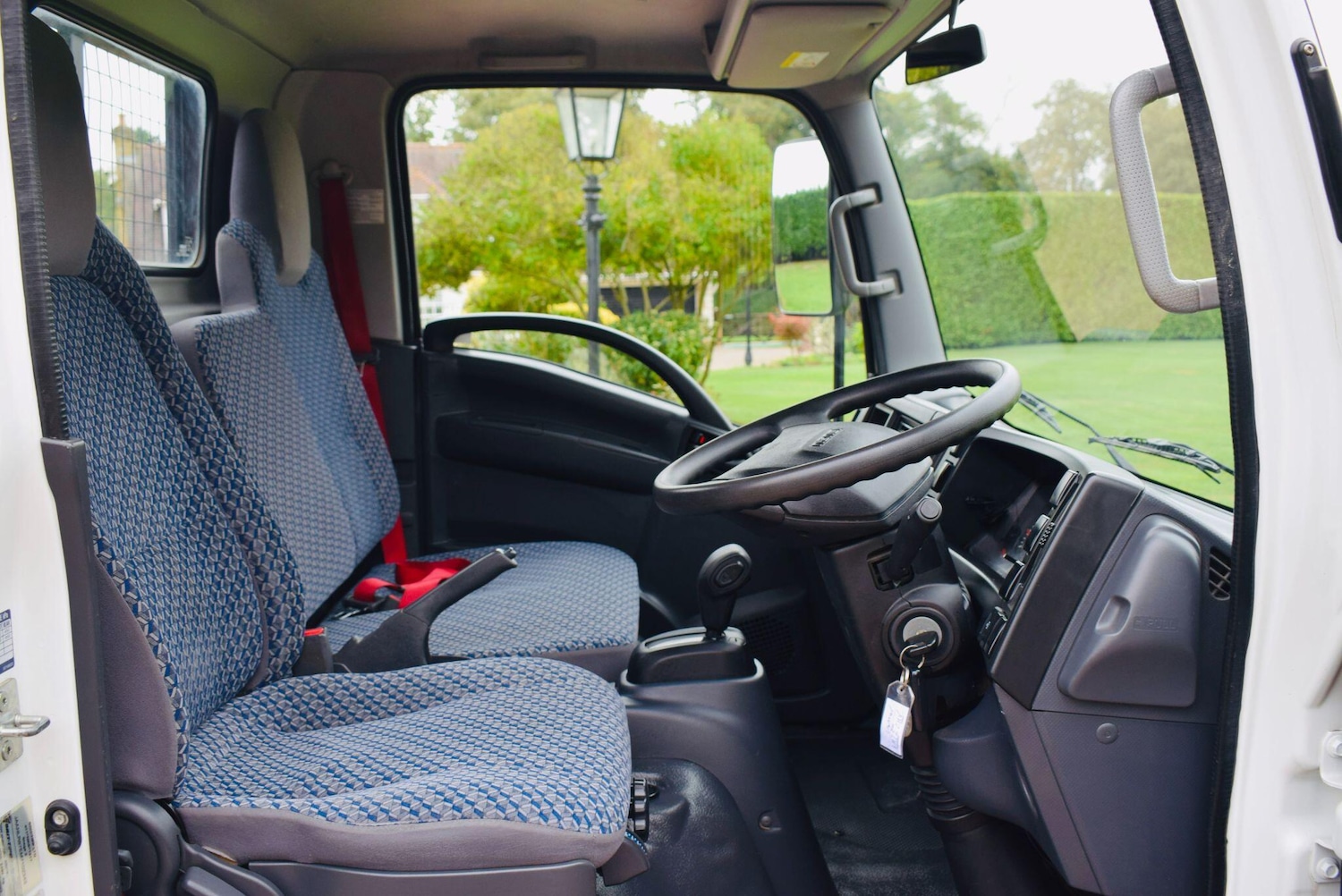 Used Isuzu Grafter 2022 for sale - 76326738: Photo 9