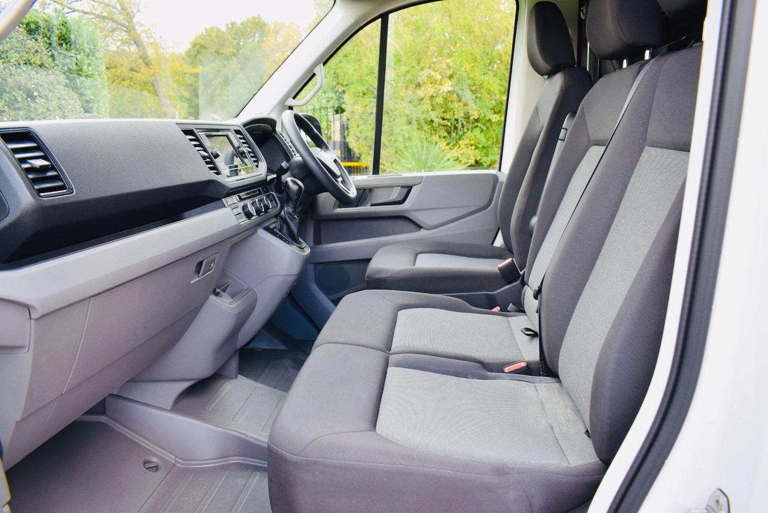 Used Volkswagen Crafter 2022 for sale - 76989502: Photo 2