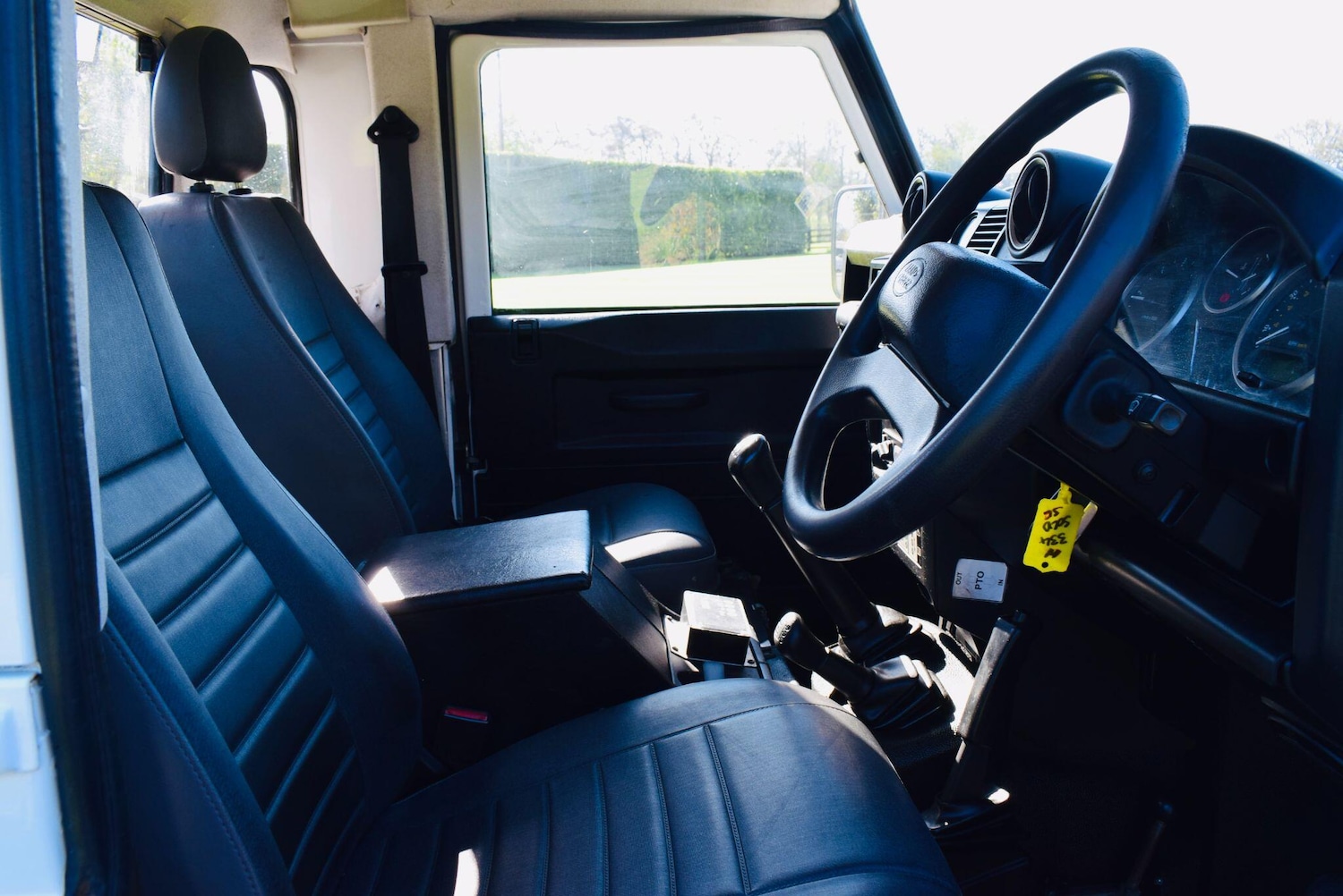 Used Land Rover Defender 2015 for sale - 78157181: Photo 10