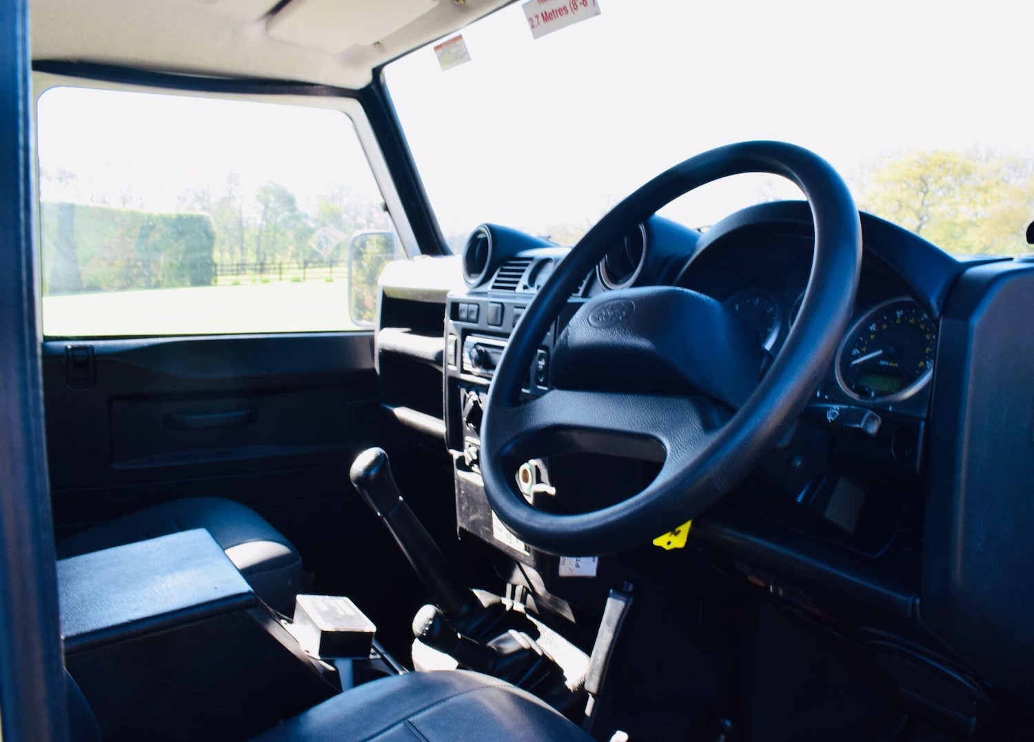 Used Land Rover Defender 2015 for sale - 78157181: Photo 11