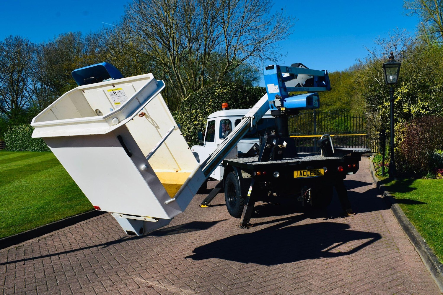 Used Land Rover Defender 2015 for sale - 78157181: Photo 17