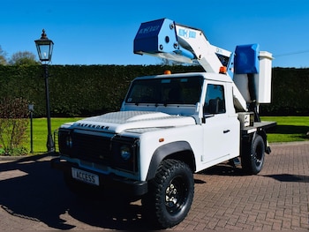 Used Land Rover Defender 2015 for sale - 78157181: Photo
