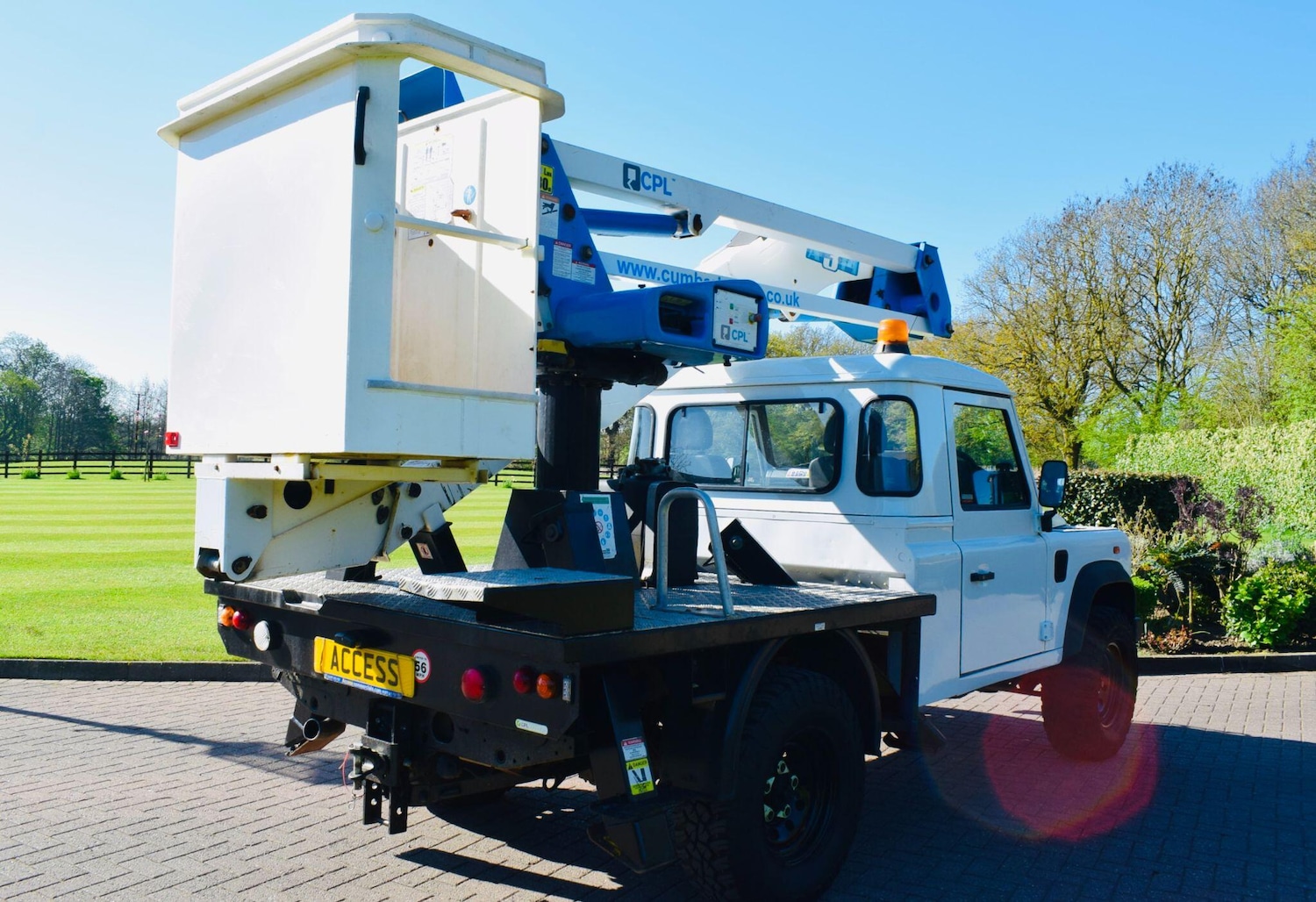 Used Land Rover Defender 2015 for sale - 78157181: Photo 6