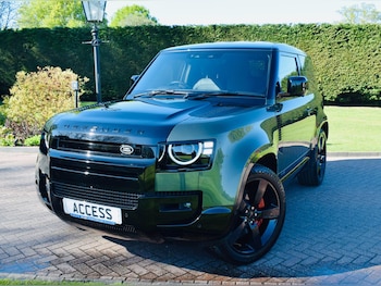 Used Land Rover Defender 2025 for sale - 78375596: Photo