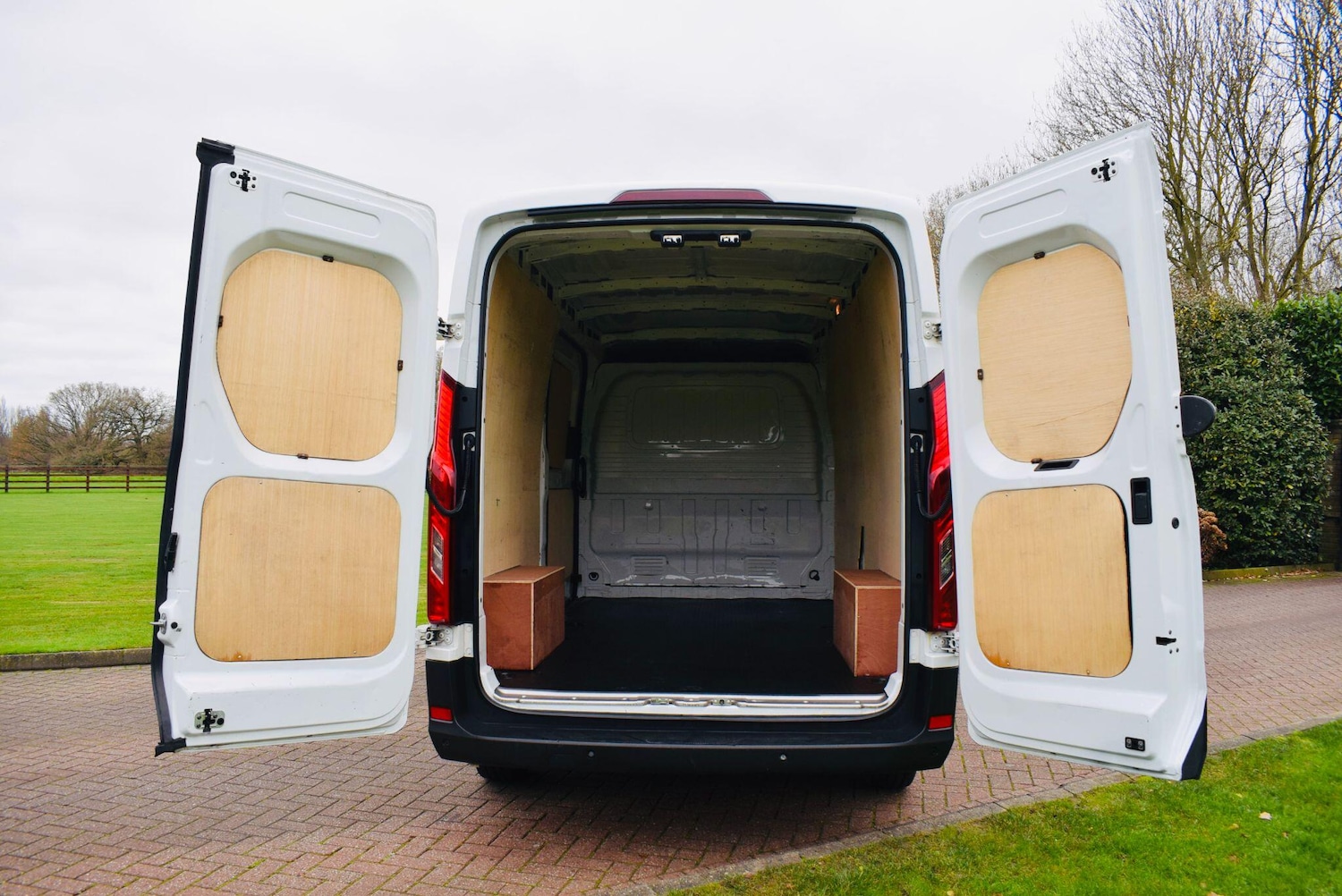 Used Maxus Deliver 9 2021 for sale - 77215136: Photo 8