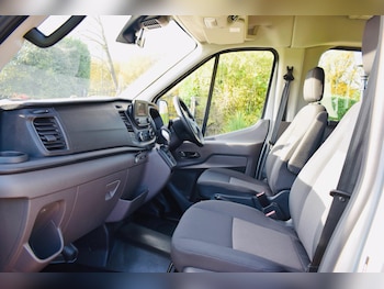 Used Ford Transit 2023 for sale - 76992295: Photo