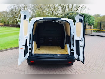 Used Ford Transit Courier 2024 for sale - 78100691: Photo