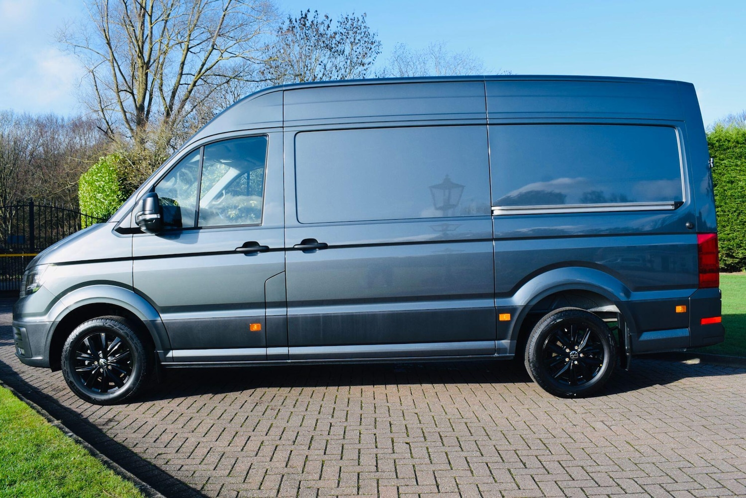 Used Volkswagen Crafter 2025 for sale - 77344897: Photo 3