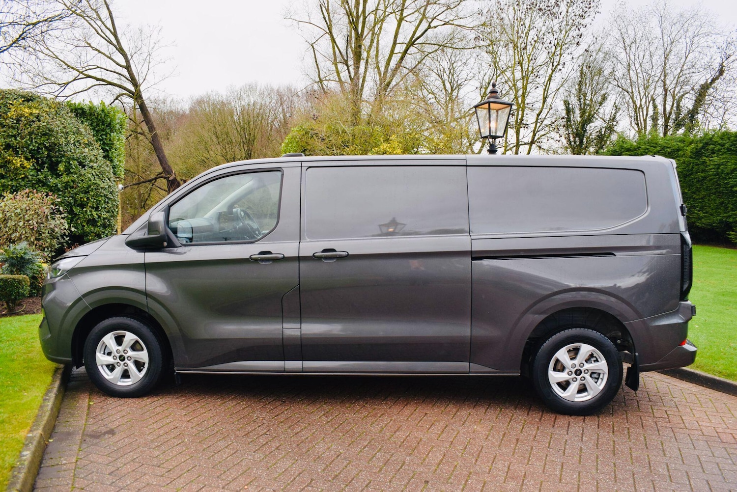 Used Ford Transit Custom 2024 for sale - 77511002: Photo 2